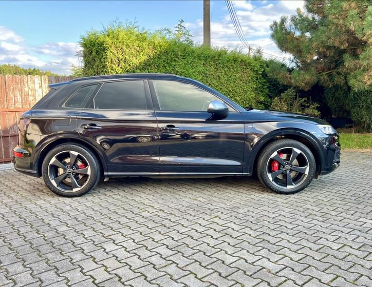 Audi SQ5 7