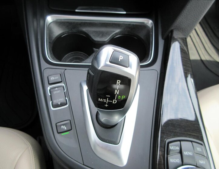 BMW Řada 4 Kabriolet 2,0 l 135 kw