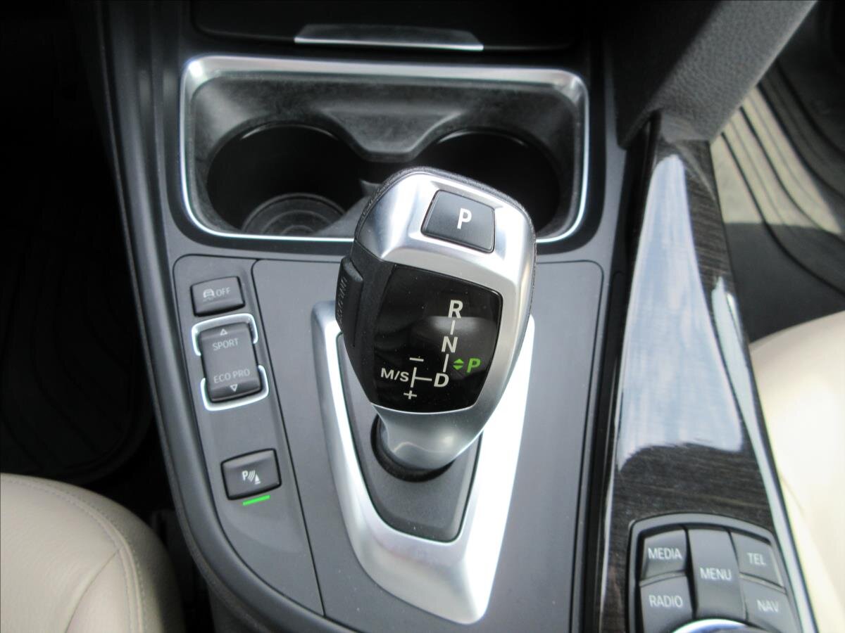 BMW Řada 4 Kabriolet 2,0 l 135 kw