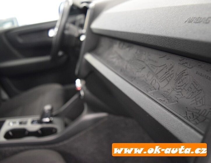 Volvo XC40 SUV / Terénní 0,0 95 kw