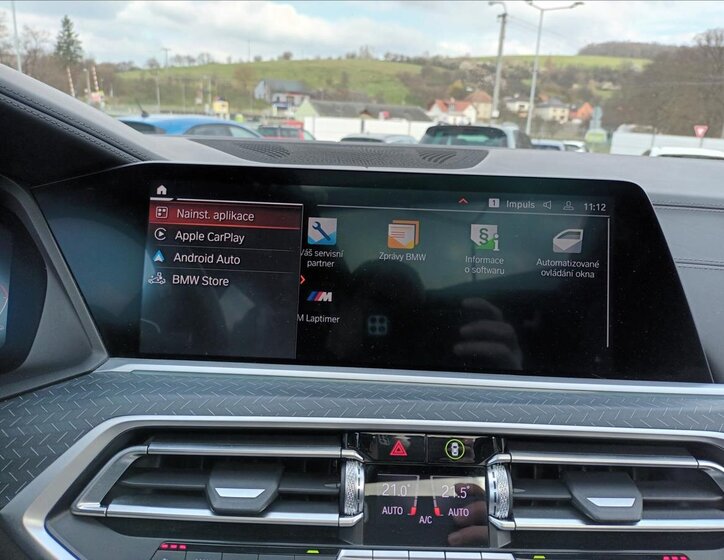 BMW X7 SUV / Terénní 4,4 l 390 kw