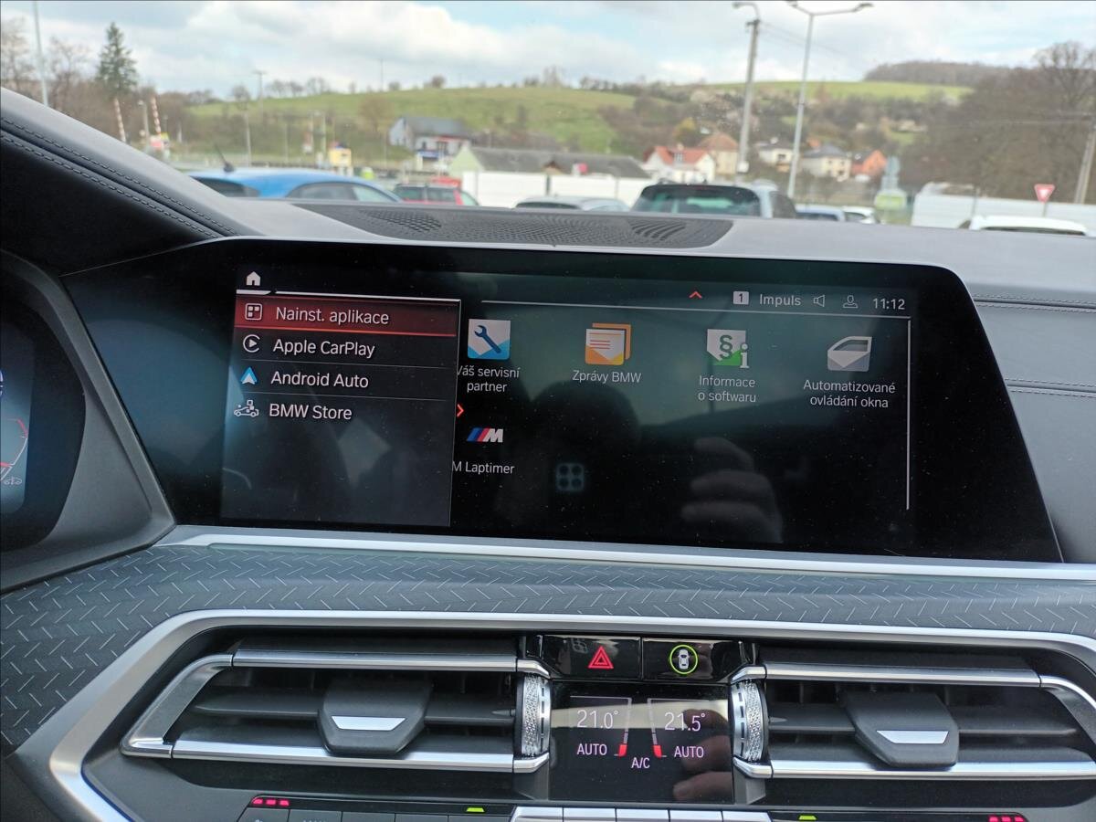 BMW X7 SUV / Terénní 4,4 l 390 kw