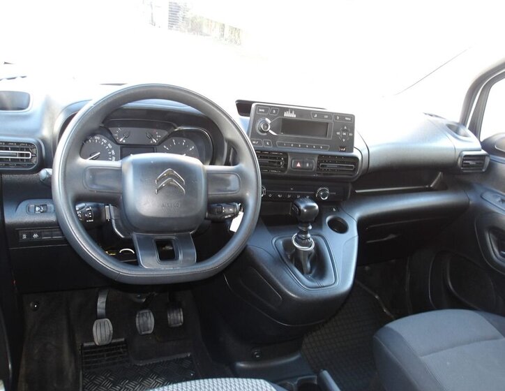 Peugeot Partner Tepee Kombi 1,2 l 81 kw