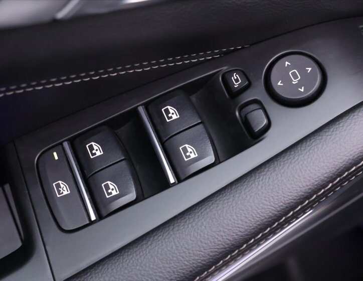 BMW X5 SUV 3,0 l 210 kw