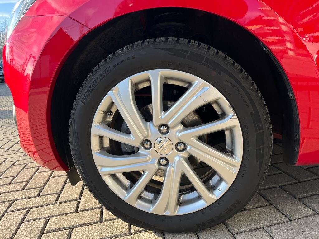 Suzuki Swift Hatchback 1,2 l 61 kw