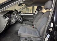 Volkswagen Passat Kombi 1,4 l 160 kw