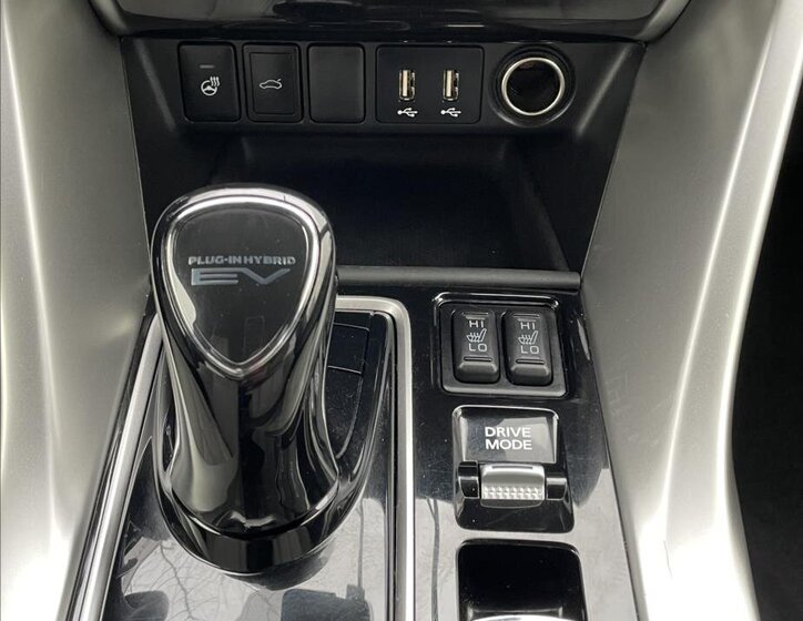 Mitsubishi Eclipse Cross SUV 2,4 l 130 kw