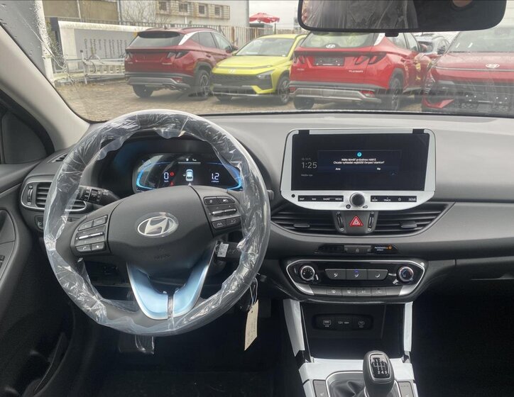Hyundai i30 4
