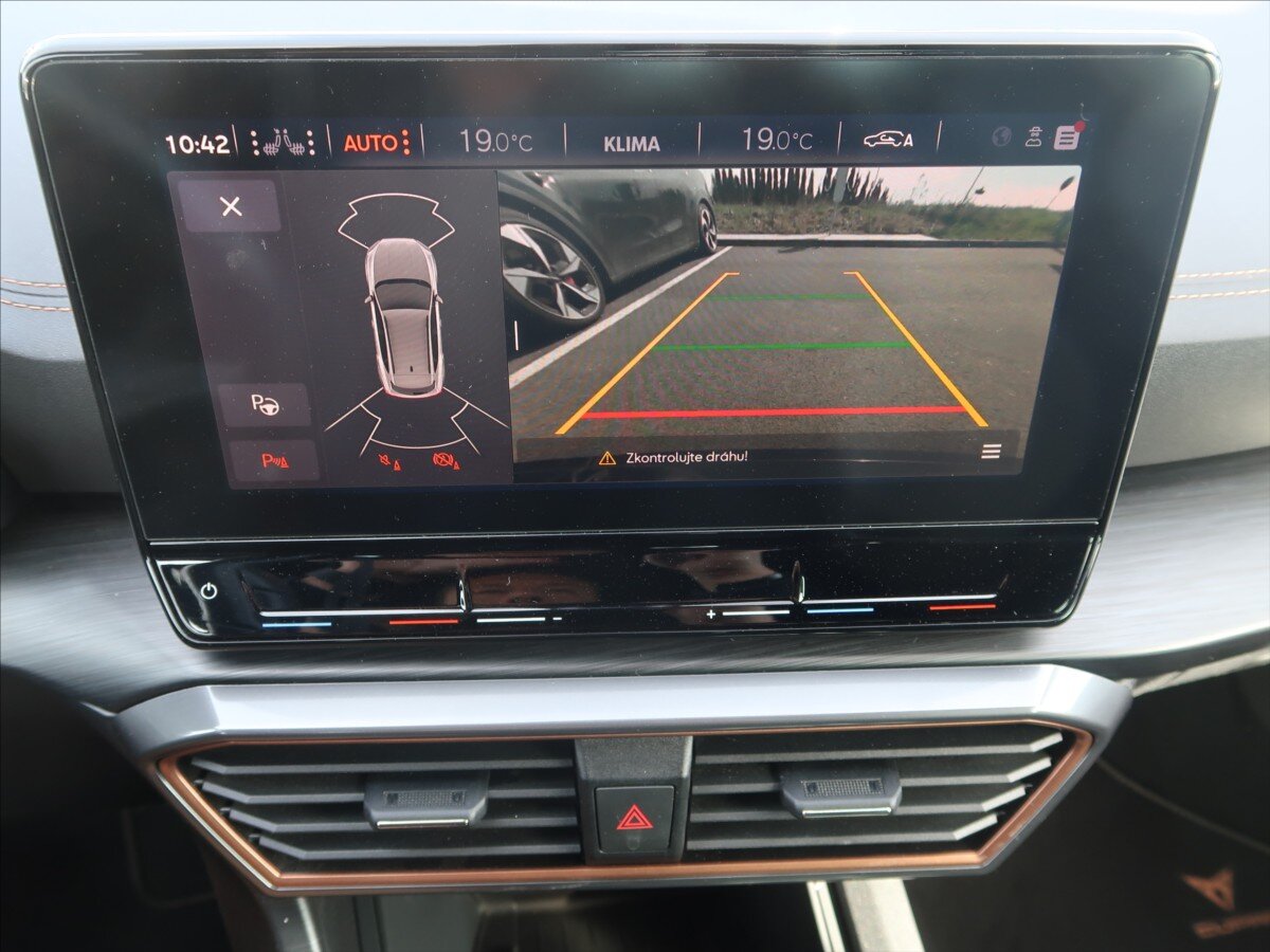 Cupra Formentor SUV / Terénní 1,5 l 110 kw