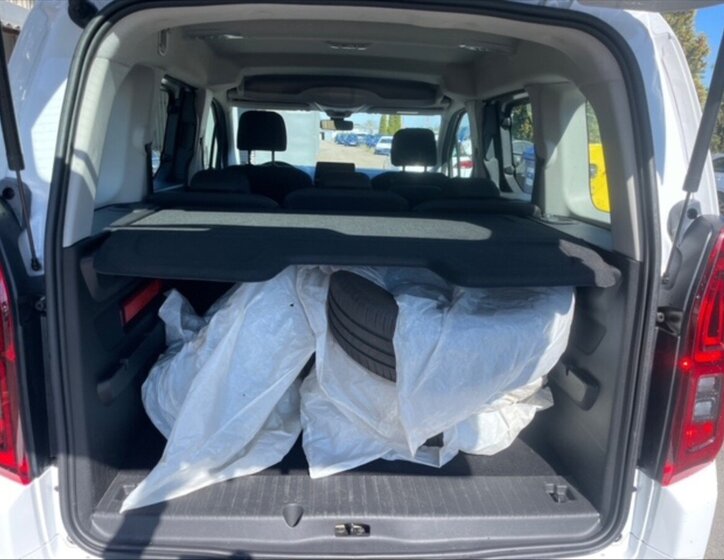 Opel Combo Skříň 1,2 l 81 kw