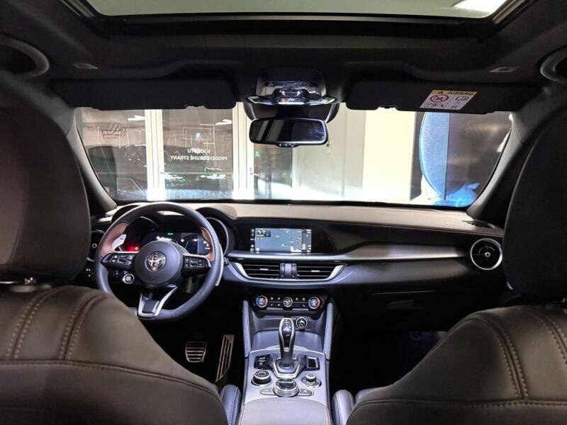 Alfa Romeo Stelvio SUV / Terénní 2,0 l 206 kw