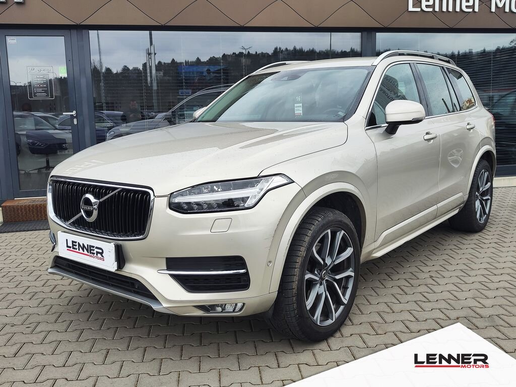 Volvo XC90 SUV / Terénní 2,0 l 235 kw