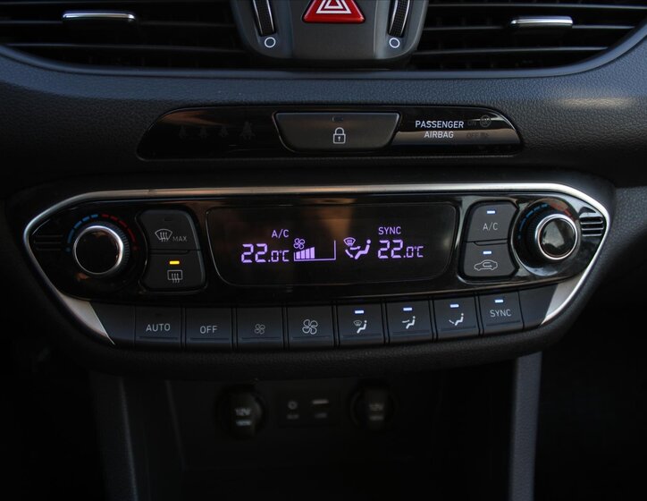 Hyundai i30 Kombi 1,4 l 103 kw