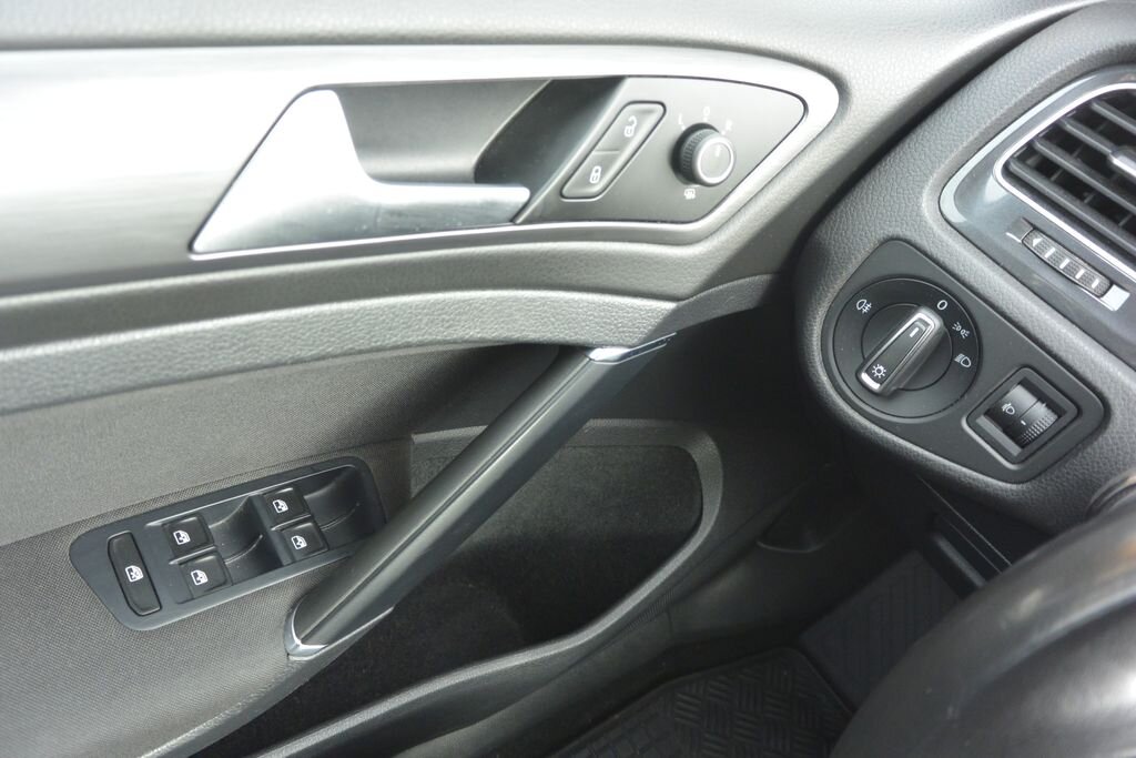 Volkswagen Golf Kombi 1,4 l 92 kw