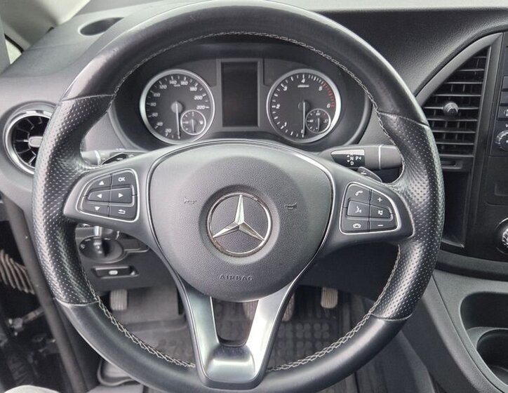 Mercedes-Benz Vito 11