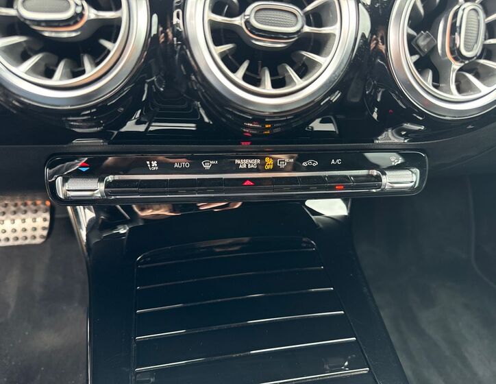 Mercedes-Benz CLA 17