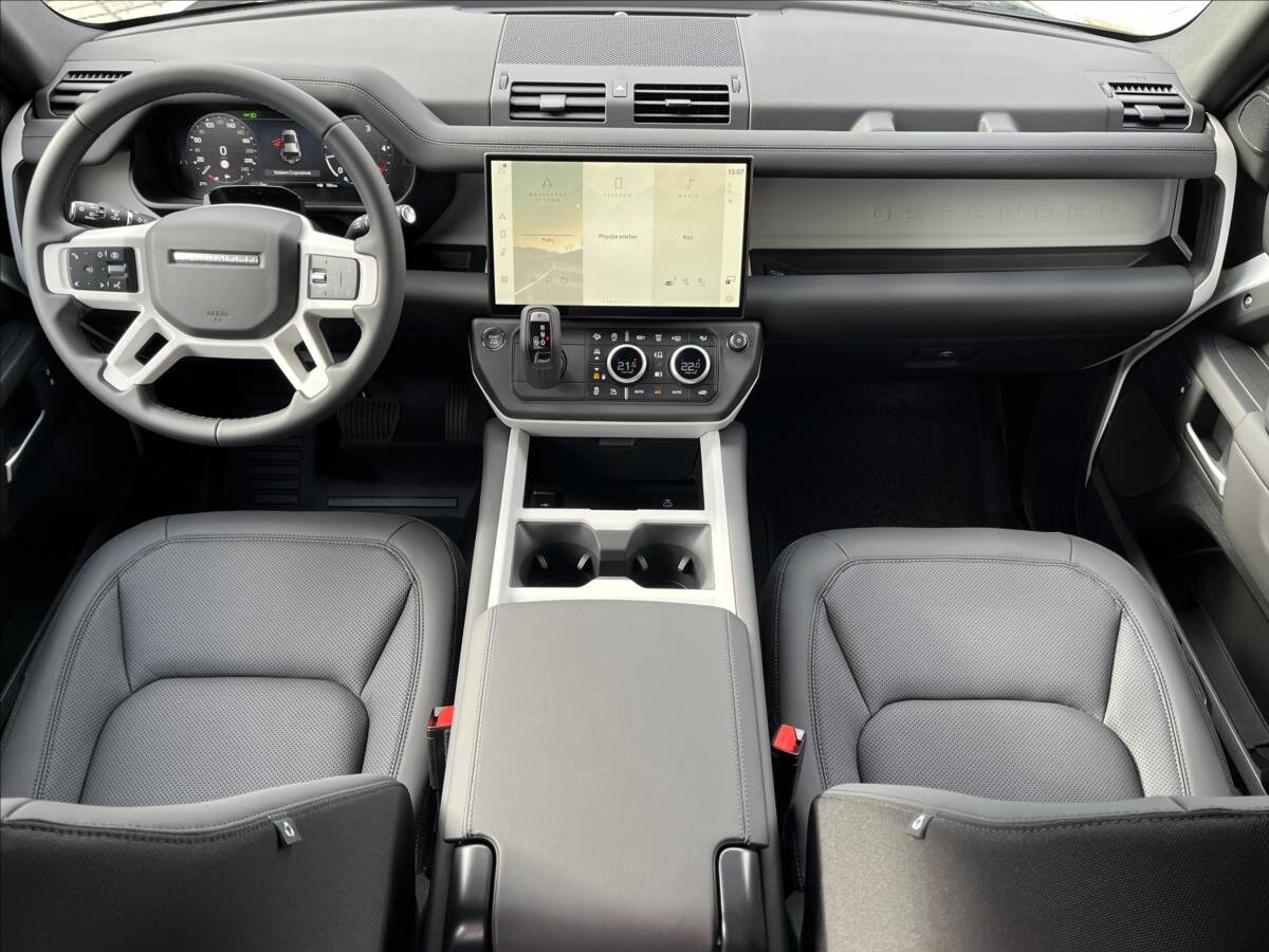 Land Rover Defender SUV / Terénní 3,0 l 147 kw