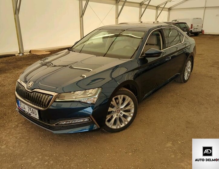 Škoda Superb Sedan / Limuzína 1,4 l 160 kw