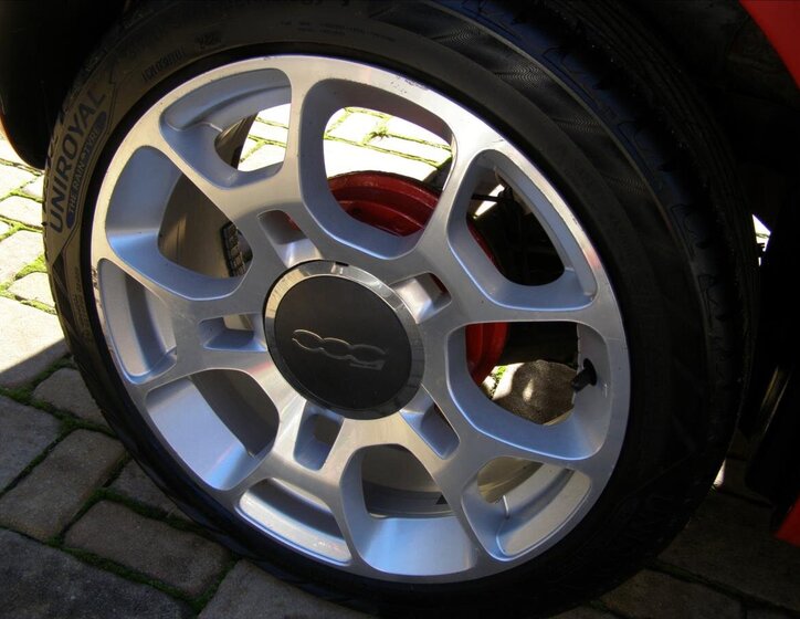 Fiat 500 Hatchback 1,2 l 51 kw