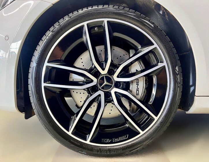 Mercedes-Benz Třídy E 9