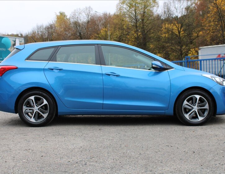 Hyundai i30 Kombi 1,6 l 88 kw