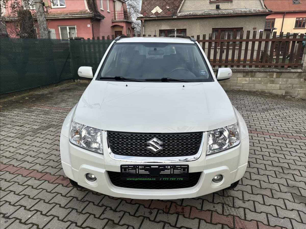 Suzuki Grand Vitara SUV 1,6 l 78 kw