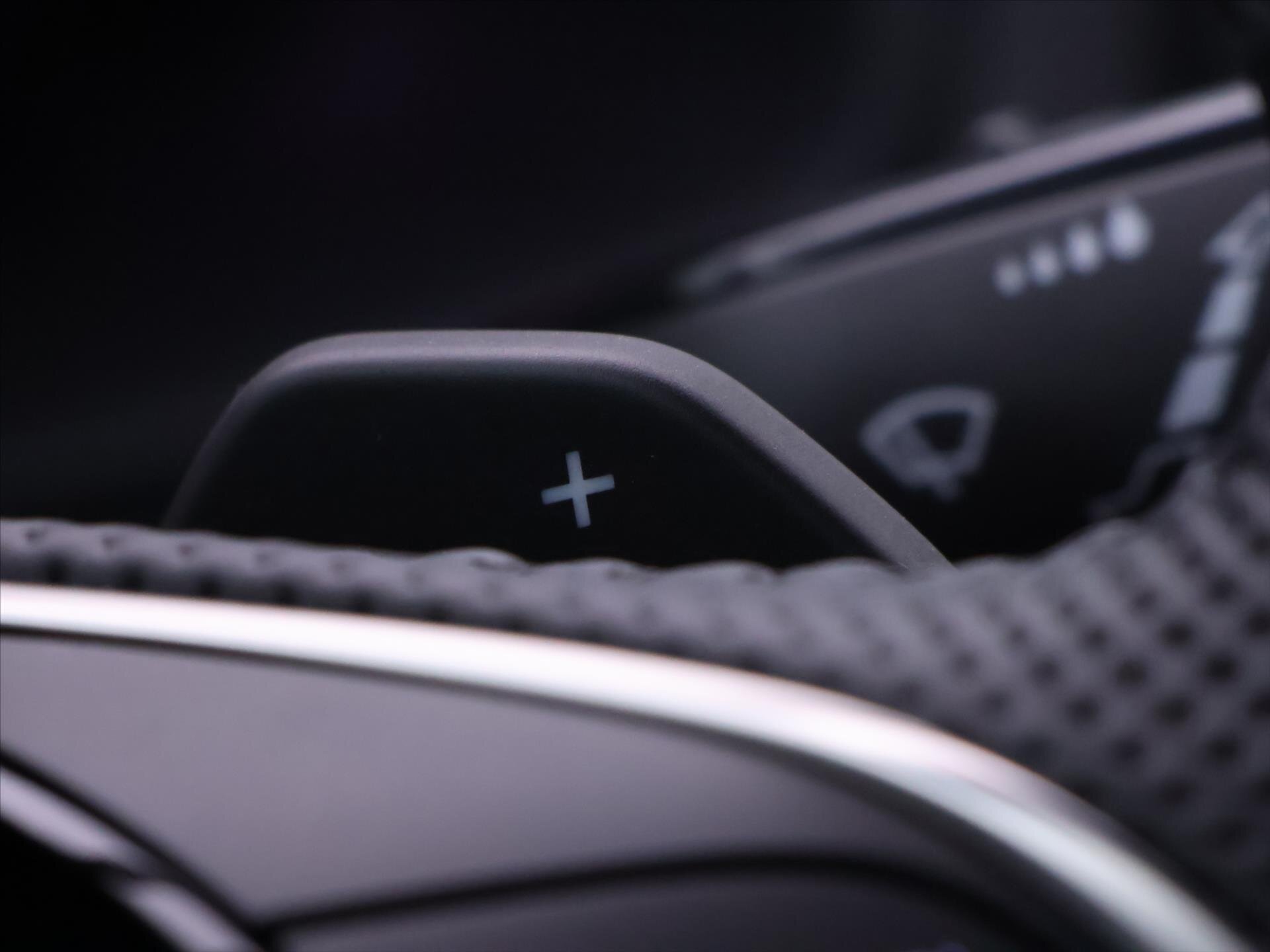 Škoda Karoq SUV 2,0 l 110 kw