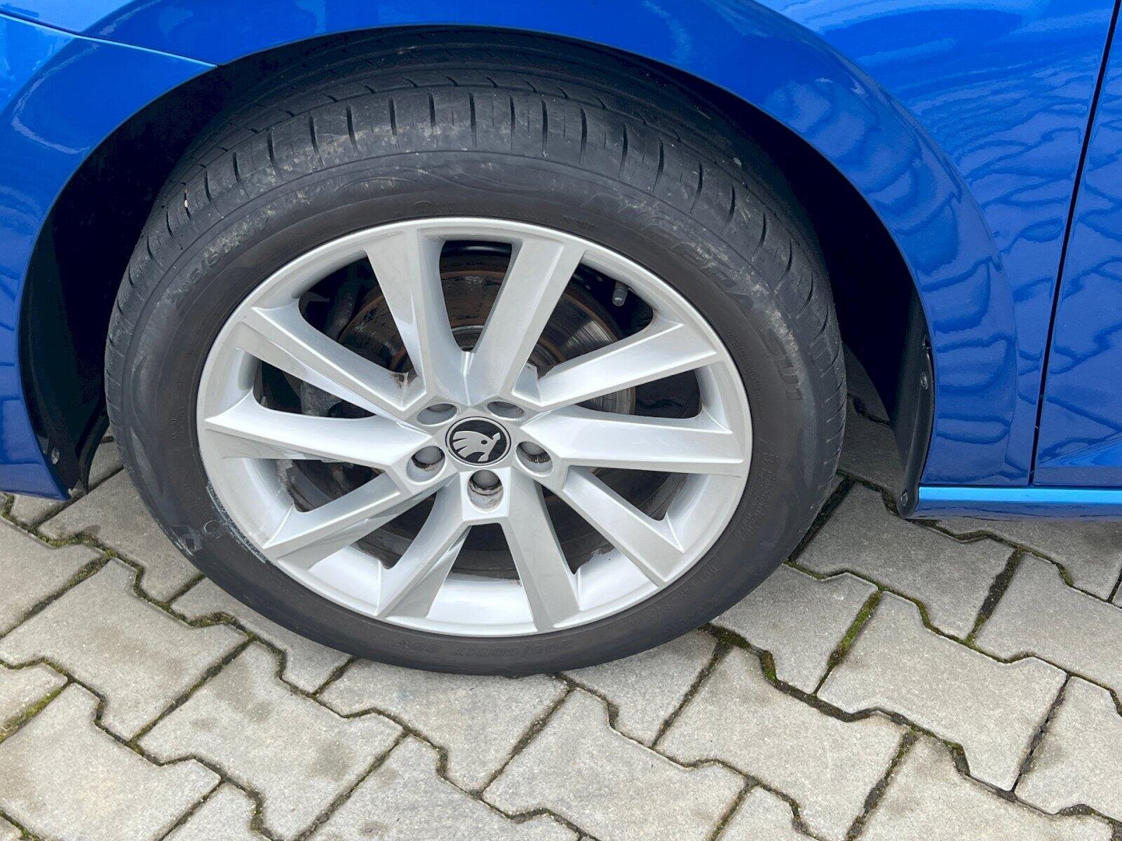 Škoda Scala Hatchback 1,0 l 85 kw