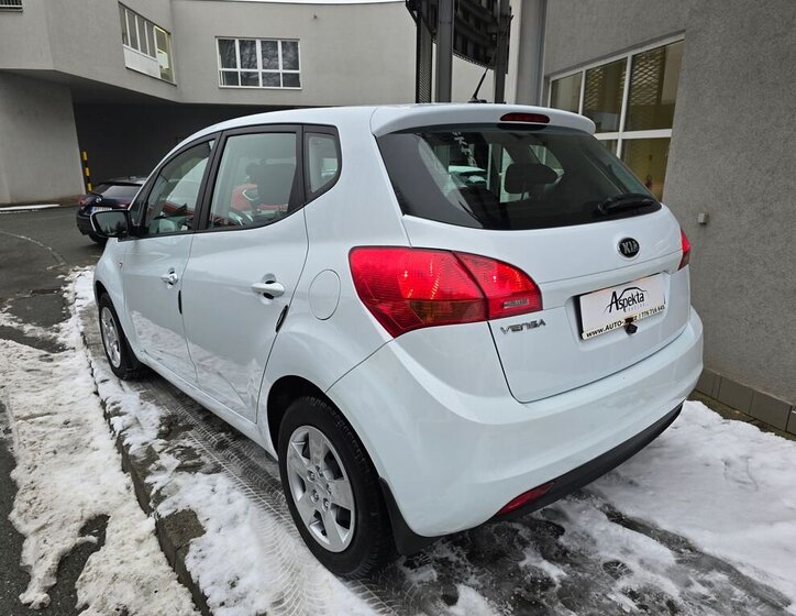KIA Venga MPV 1,4 l 66 kw