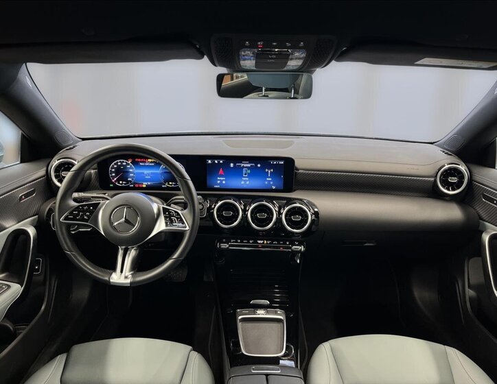 Mercedes-Benz CLA Kupé 1,3 l 120 kw