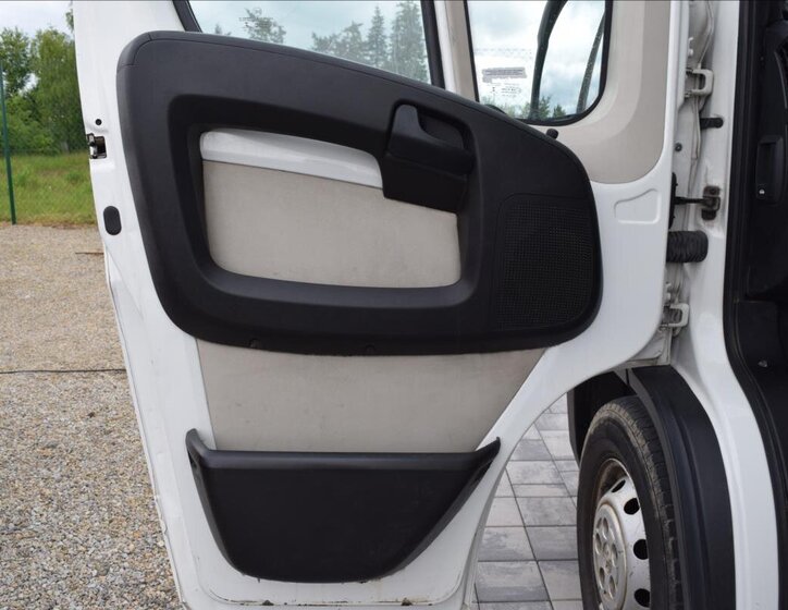 Peugeot Boxer Skříň 2,0 l 120 kw