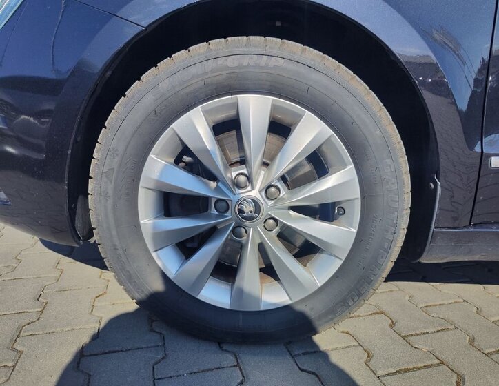 Škoda Superb Kombi 2,0 l 125 kw