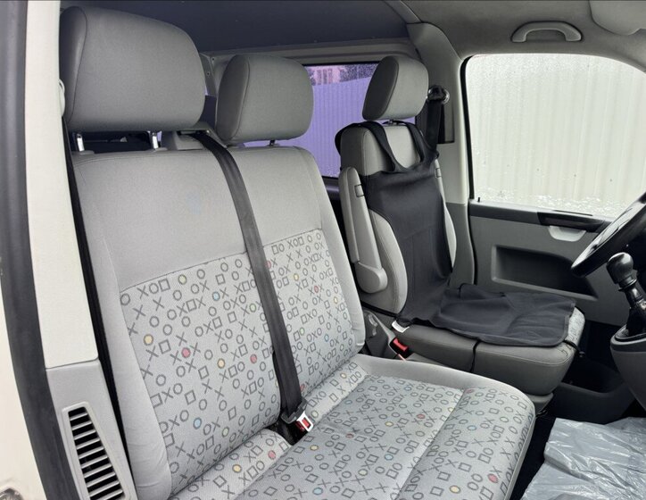 Volkswagen Transporter Kombi 1,9 l 90 kw