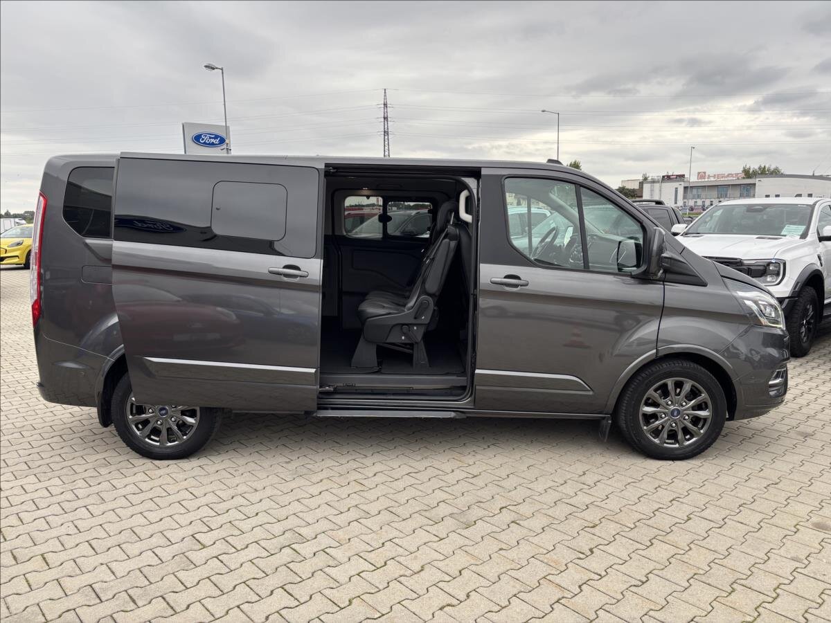 Ford Tourneo Custom