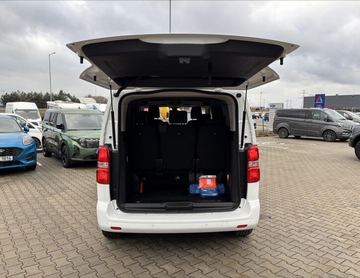 Peugeot Traveller Kombi 2,0 l 110 kw