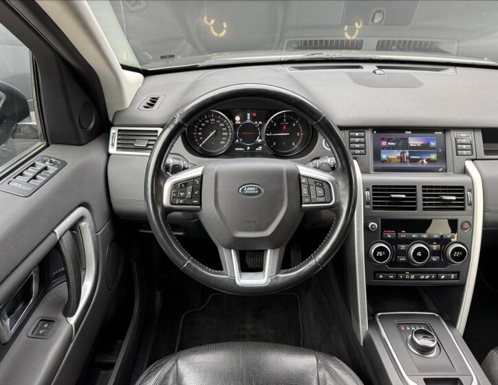 Land Rover Discovery Sport SUV / Terénní 2,0 l 132 kw