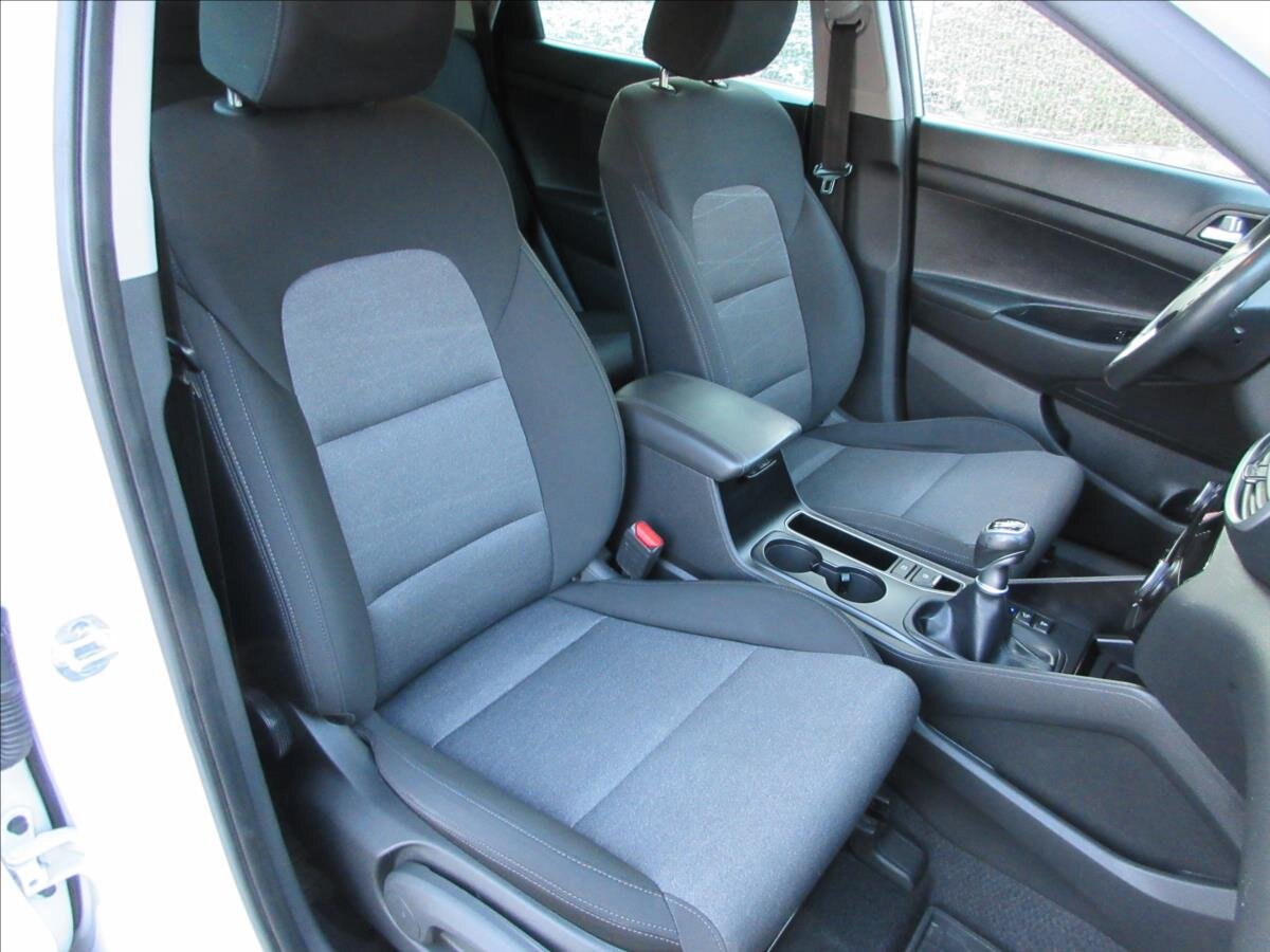 Hyundai Tucson SUV 1,6 l 100 kw