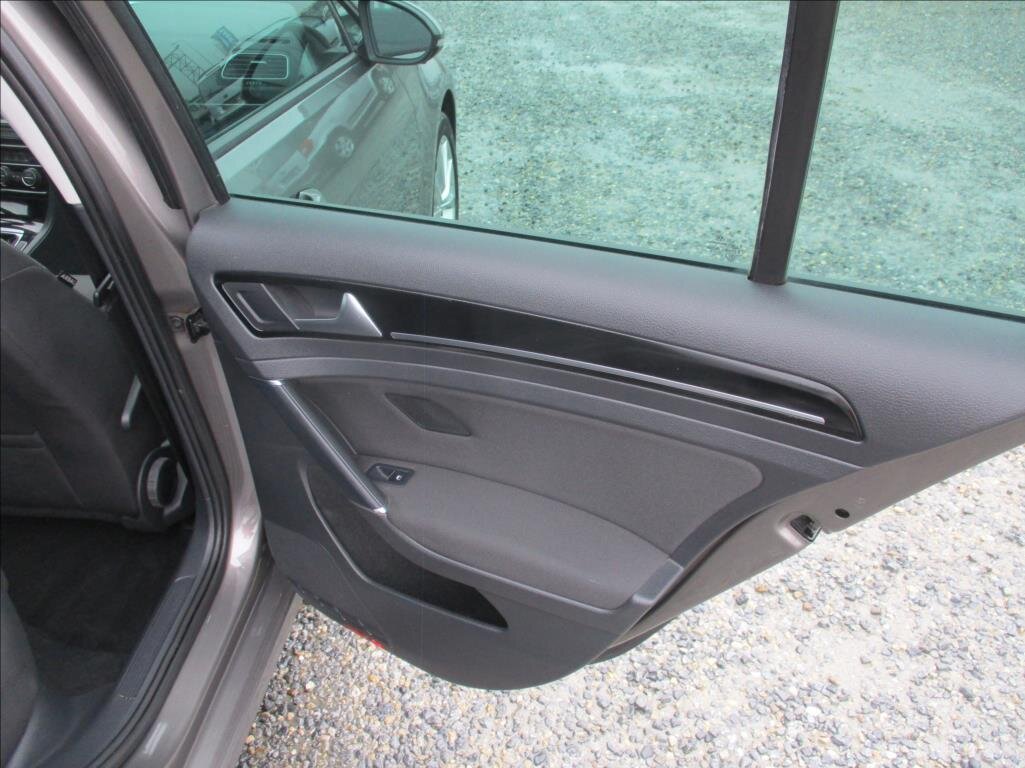 Volkswagen Golf Hatchback 1,4 l 103 kw