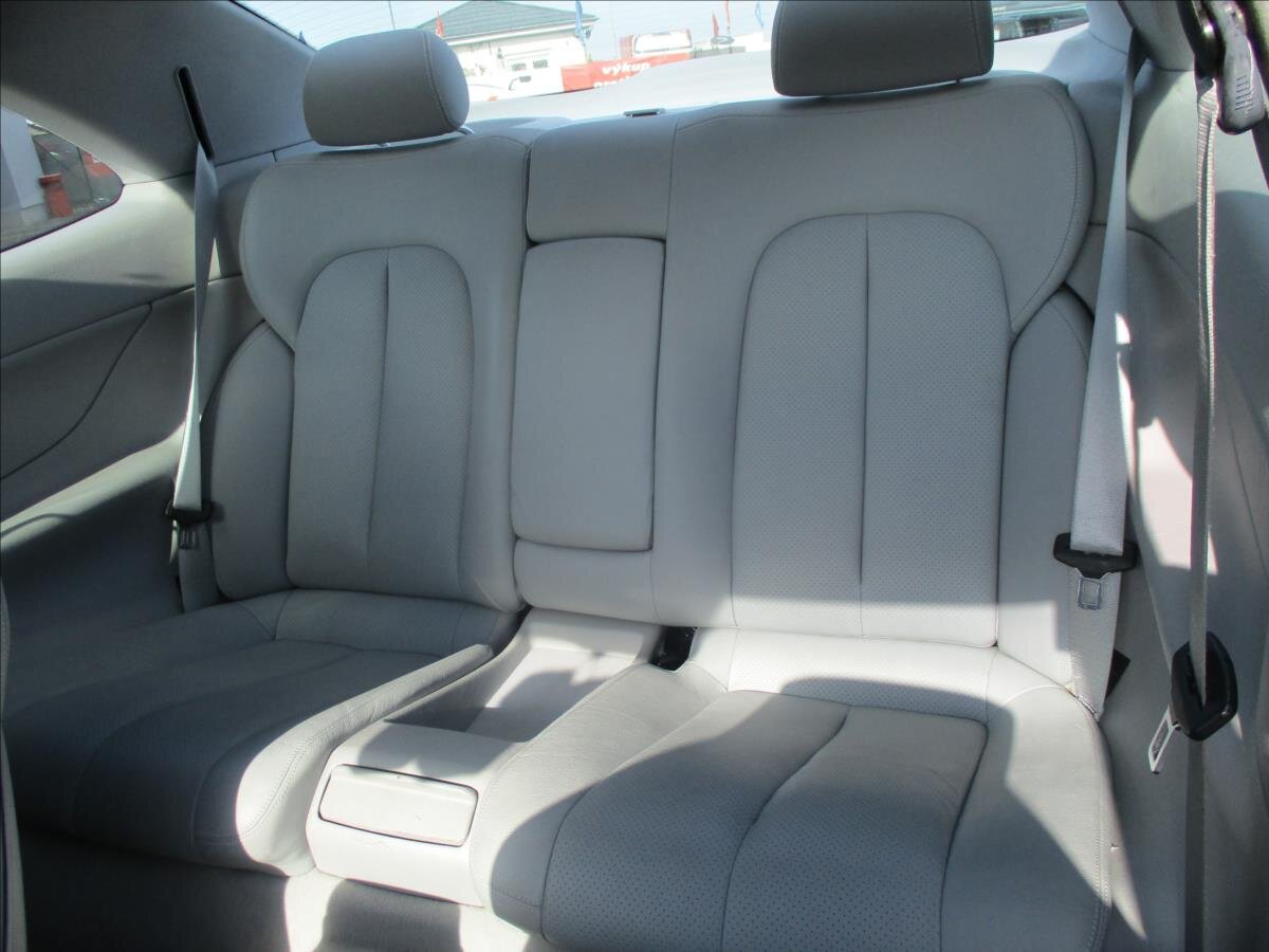 Mercedes-Benz CLK Kupé 2,0 l 120 kw