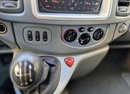 Opel Vivaro Kombi 2,5 l 107 kw