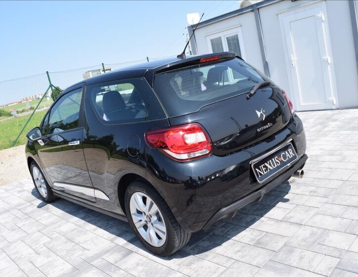 Citroën DS3 Hatchback 1,2 l 60 kw