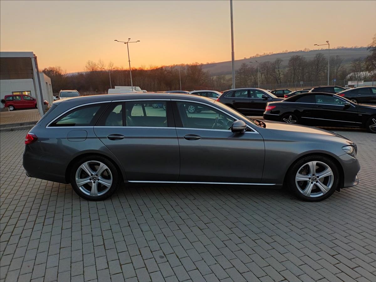 Mercedes-Benz Třídy E Kombi 3,0 l 190 kw