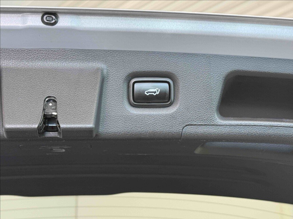 Hyundai Santa Fe SUV / Terénní 2,2 l 147 kw