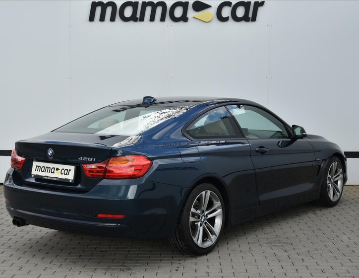 BMW Řada 4 Kupé 2,0 l 180 kw