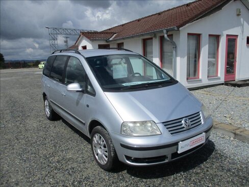 Volkswagen Sharan Kombi 1,9 l 96 kw
