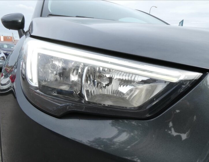 Opel Crossland X MPV 1,2 l 96 kw