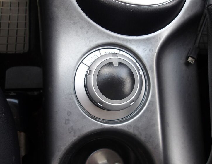 Mitsubishi Outlander SUV / Terénní 2,4 l 125 kw