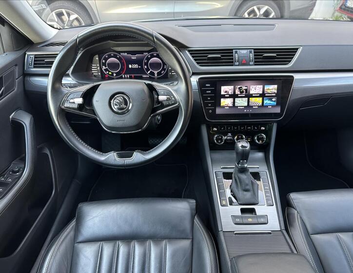 Škoda Superb 10