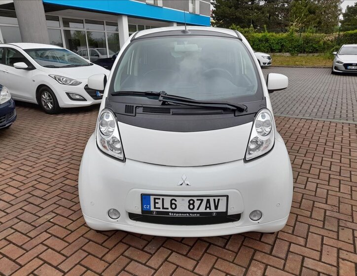 Mitsubishi Ostatní Hatchback 0,0 35 kw