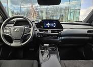 Lexus UX 250h 20